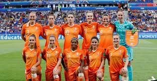 Oranje op drempel kwartfinale na amusant gelijkspel tegen brazilië. Oranje Op Rapport Drie Leeuwinnen Krijgen Een 8 Na Historische Wk Prestatie Voetbalprimeur Nl