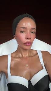 Teshia Smith's Instagram, Twitter & Facebook