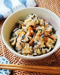 炊飯器で作る◎栄養満点！ひじきおこわ