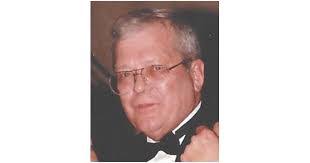 Susan Newhard's Instagram, Twitter & Facebook