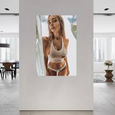 Amazon.com: JYTGHJYK Lily Ermak - Póster de arte sexy de Big Boobsgirl Hot  Model (5) pósteres de pintura en lienzo e impresiones de arte de pared para  sala de estar, dormitorio, decoración