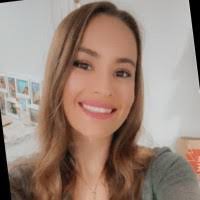 Amber Bennett's Instagram, Twitter & Facebook