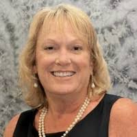 Maureen Love's Instagram, Twitter & Facebook