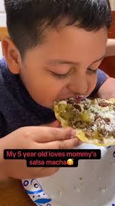 Esme Mora (@esmemora7)