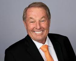 Steven Rademaker's Instagram, Twitter & Facebook