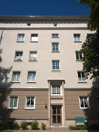 Wohnungen, wgs, zimmer (möbliert und unmöbliert). 3 Zimmer Wohnung Zum Verkauf 18069 Rostock Mapio Net