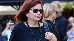Για τη βουλευτική της σύνταξη, για το πασοκ του οποίου ήταν βουλευτής αλλά και για θέατρο, την ειρήνη καζαριάν και τον μάρκο σεφερλή μίλησε η νόρα κατσέλη στην εκπομπή του σκαϊ. A61peyttrbnkgm