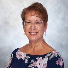 Jennifer Lamphere's Instagram, Twitter & Facebook