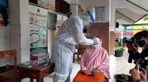 Berapa Biaya Rapid Test Antigen Swab Ditetapkan Pulau Jawa Rp 250 Ribu Luar Jawa Rp 275 Ribu Tribunnews Com Mobile