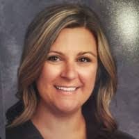 Tara Cabral's Instagram, Twitter & Facebook