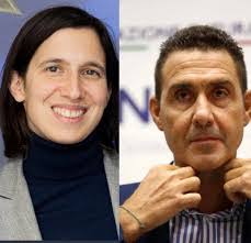 Adriana Paradisi's Instagram, Twitter & Facebook