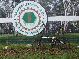 Ia juga memberi faedah pemuliharaan tanah. 21 March 2016 Cyclist Story
