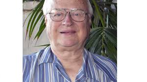 On the Town: Former students from 2 high schools reminisce during annual  joint reunion