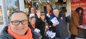 La #Cfdtservicesvosgesetmoselle en action ce jour à Gérardmer, en présence  du Permanent Fédéral, Franck Gassmann pour une belle rencontre givrée❄️❄️❄️  et ensoleillée 🌞🌞🌞 de tous les salariés des hôtels, cafés et  restaurants...