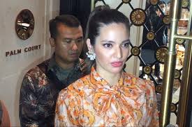 Explore tweets of nia ramadhani @nramadhani on twitter. Nia Ramadhani Menangis Ardi Bakrie Baru Sadar Banyak Yang Sayang Ya Halaman All Kompas Com