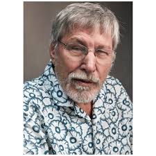 Bessel van der Kolk, psychiatrist and author of The Body Keeps The Score,  photographed in his home in Massachusetts for New York Magazine, outtake.  🙏🏼 @emilykdenniston @jodyquon @nymag