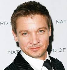 18 195 просмотров 18 тыс. Jeremy Renner Pour Demineurs Marie Claire