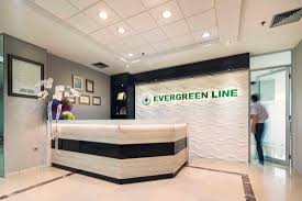 Terlebih lagi rumah ini dibangun menjadi bangunan 2 lantai sehingga rumah ini tergolong rumah dengan luas bangunan yang cukup besar. Daftar Interior Desainer Professional Terbaik Di Surabaya Untuk Bangun Maupun Renovasi Rumah Anda Arsitag