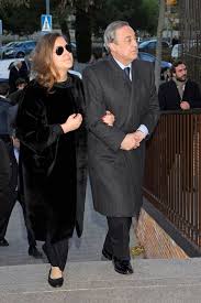 Florentino, sin embargo, no el único gran mandatario del fútbol europeo con cargo en la nueva gran competición. Florentino Perez Tambien Acudio Al Funeral De Irene Vazquez