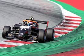 De brit knalde op het circuit van silverstone naar een tijd van 1.25.892. 1gu Bqjzhibw8m