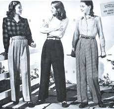 A World At War Women At Work The Chic Utility Of The 1940 S Fashion 40s Fashion 1940s Fashion Women