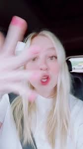 Abby Dumas (@abbyrosedumas)