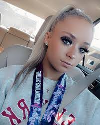 Rachel Pryor's Instagram, Twitter & Facebook