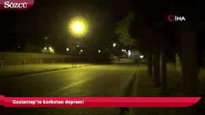 Yaklaşık 500 yıldır deprem üretmeyen ve ülke genelinde meydana gelen son depremlerin aktif hale getirmesinden korkulan doğu anadolu fay hattı'na kuş uçumu 35 kilometre mesafedeki gaziantep'te art arda 2 deprem meydana geldi. Gaziantep Te Korkutan Deprem Dailymotion Video