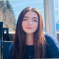 Leia Grimaldi's Instagram, Twitter & Facebook