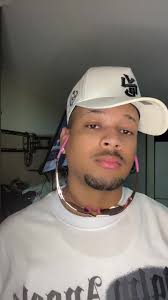 Karol G Tiene Que Pagar A Felipe Por Ocuparlo En La Canción