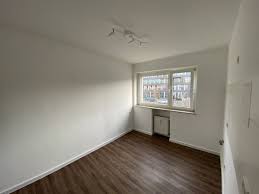 Wir haben diese 1025 mietwohnungen in düsseldorf für sie gefunden. 2 Zimmer Wohnung Zu Vermieten Ulmenstrasse 167 40468 Dusseldorf Derendorf Mapio Net