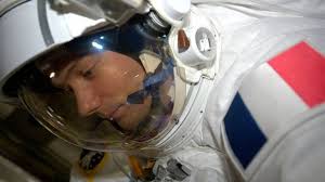 À 9 h 00, ce vendredi matin, lui et son collègue russe oleg novitskiy ont dit au revoir à leurs quatre. Video Suivez En Direct Le Retour De Thomas Pesquet Sur Terre Geo Fr