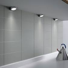Kit 3 Spots Led Metris En Applique Eclairage Sous Meuble Cuisine Eclairage Cuisine Led Cuisine