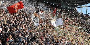 Jun 17, 2021 · die trikots sind schon ein paar tage auf dem markt, pünktlich zum trainingsauftakt hat der fc st. Diesmal Geht S Um Geister Tickets St Paulis Fans Sollen Wieder Zu Rettern Werden Mopo