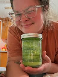 Spent the evenin' cannin' the rest of the green maters from my garden. Yep,  ya CAN do that! 🫙 Warsh 'em, core 'em, cut off the blossom butt, slice 'em  1/4 inch