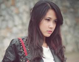 Hot girl Phương Thảo biến hóa đầy cá tính