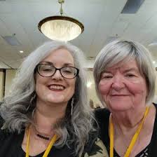 Danielle Echols (daniellemechols)