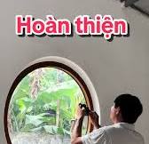 Cửa sổ tròn đẹp cho phòng ngủ: Thiết kế & Giá