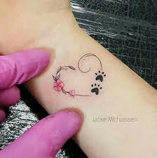 Wrist Tattoo Tattoodesignswrist Tatuering Tattoos Pfote Pfoten Tattoo Hund Pfote Tattoo