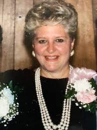 Christine Arnone's Instagram, Twitter & Facebook