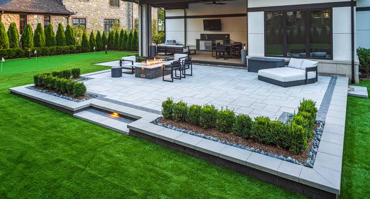 Patio project – custom outdoor patio design
