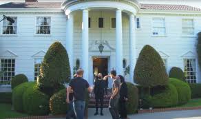 Aunt viv says to expect 'many surprises'. Prince Harry And James Corden Visited The House From The Fresh Prince Of Bel Air On Their Tour Of La