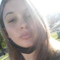 100+ perfiles de «Schild»