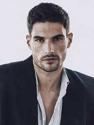 Alex Badia's Instagram, Twitter & Facebook