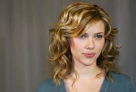 Scarlett Johansson: Die junge Schöne mit dem scheuen Blick