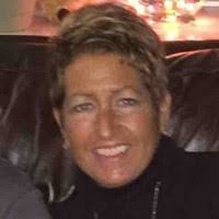 40+ "Julia R&" profiles