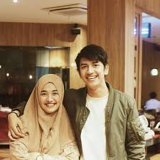 Syakir daulay memulai debutnya di televisi melalui sinetron pangeran 2 di sctv pada tahun 2016. Inikah Perempuan Edelweis Yang Dimaksud Zikri Daulay Bersamadakwah