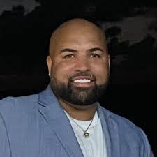 Jerome Cromwell's Instagram, Twitter & Facebook