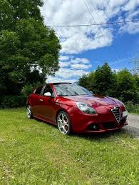 Image result for Rosso Giulietta 2010 MiTo