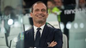 Allegri and cristiano during the training session. Sura4brdouatom